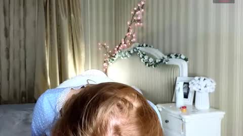 Petra online show from March 4, 3:18 pm