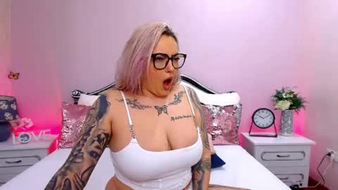 Clarise online show from May 1, 10:13 pm