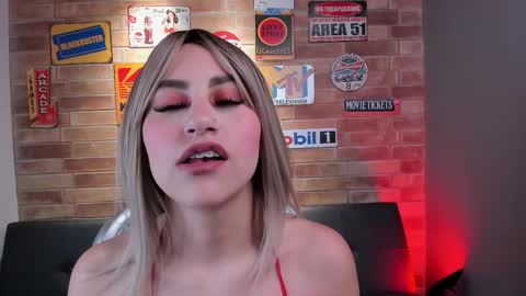 Miss Rhenna online show from November 11, 11:18 am