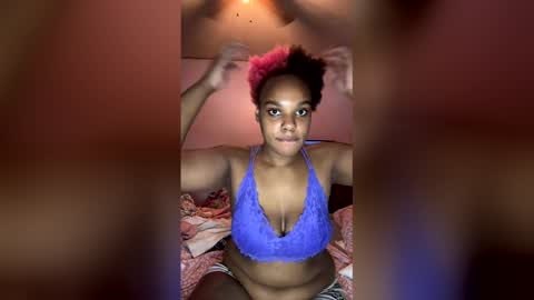 foxygoddess18 online show from March 23, 12:28 am