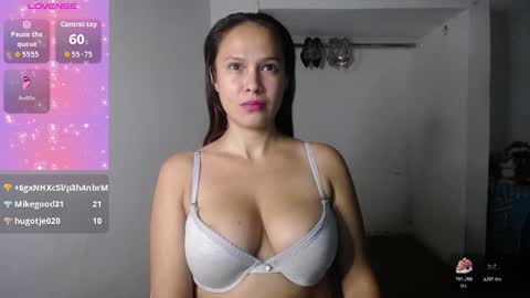 Dulce online show from February 14, 6:04 am