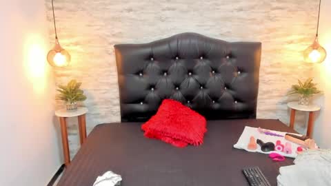          online show from May 1, 1:42 am