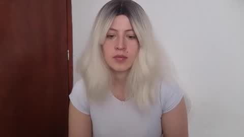 Francesca online show from May 5, 6:33 pm