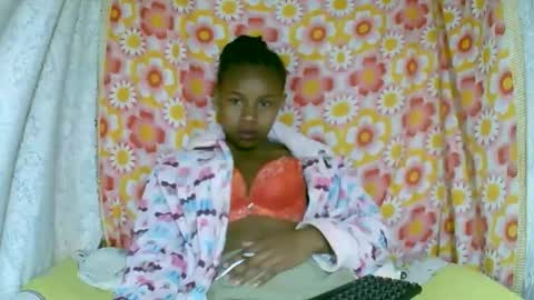 francilla online show from November 26, 6:47 am