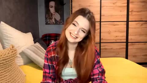 FoxyEmma online show from May 1, 2:09 pm