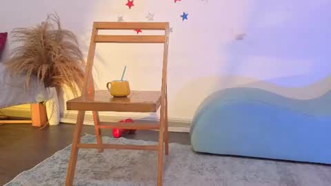 Fransheska online show from August 2, 11:35 am