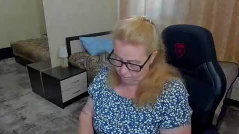 FrauMartha online show from June 19, 12:52 pm