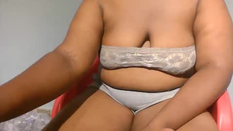 freaky slut5 online show from November 2, 12:58 am