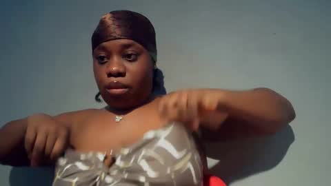 freaky slut5 online show from December 14, 3:45 am