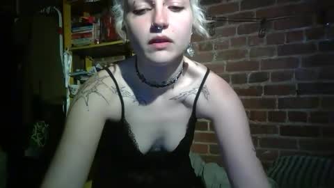 Lily Red online show from May 2, 8:23 pm