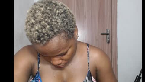 frekkymorelle online show from November 17, 8:26 am