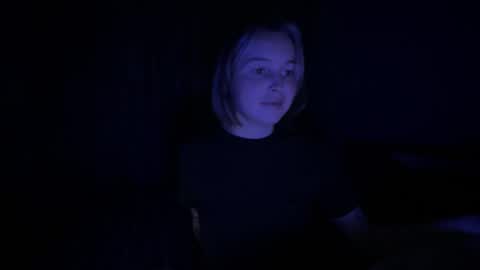 Fremine online show from November 29, 1:59 pm