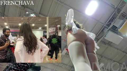 Ava online show from December 7, 9:22 pm