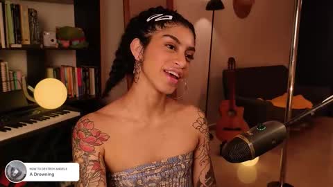 Vale online show from December 16, 2:28 am