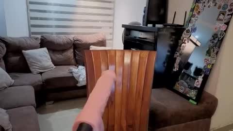 freyaa_sorceress online show from March 4, 7:26 am