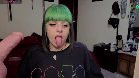 freyaa_sorceress online show from December 21, 7:34 am