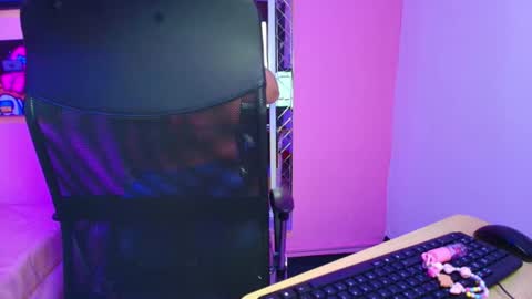 freyja_naugthy online show from June 14, 12:16 pm