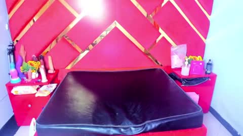 freyja_naugthy online show from July 21, 1:34 pm