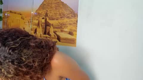 Frezzita online show from October 21, 7:51 pm