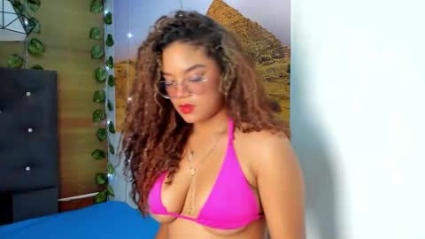 Frezzita online show from October 17, 8:23 pm