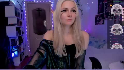 Frida A boost to fortune for the one who gives a thumbs up and a bonus lucky for those who support me by joining the fanclub online show from April 14, 3:01 pm