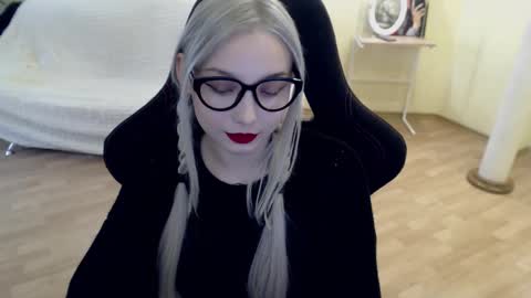 Lilith online show from March 5, 8:32 am