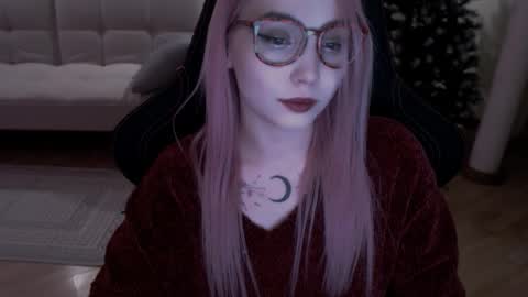 Lilith online show from February 4, 9:29 pm