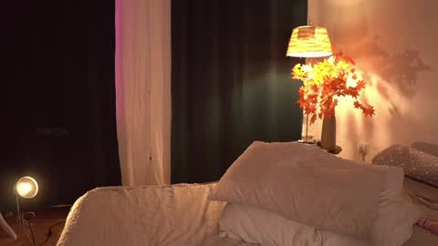 Eva         all my links   online show from November 9, 2:35 pm