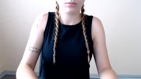 Emma online show from July 10, 7:53 am