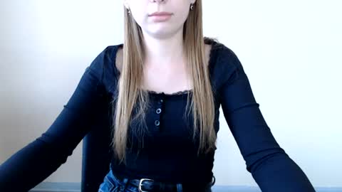 Emma online show from July 26, 10:23 am