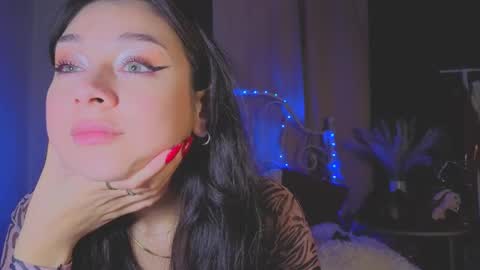 Tiffany online show from March 8, 2:04 am