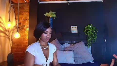 FIRE AND FOX online show from July 26, 8:38 pm