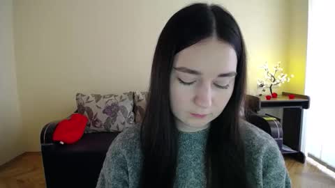 Jaklin online show from February 2, 10:03 am