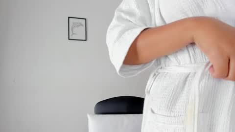 gabby_scott online show from April 29, 2:31 pm