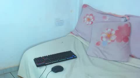 gabi_jhons_23 online show from April 30, 6:57 pm