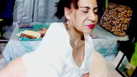 Gabriella Lopez online show from August 3, 11:32 pm