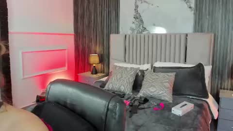 Gabriela Kassi online show from June 11, 9:39 am