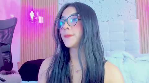 Gabriela Evans MS online show from March 3, 5:16 am