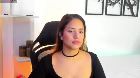 Gabriella online show from August 4, 9:43 pm