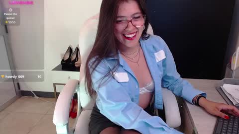 Snapshot of gabriella_gh chatting on February 6, 7:40 pm GABY online show from February 6, 7:40 pm
