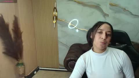 Gabriella online show from December 22, 1:36 pm