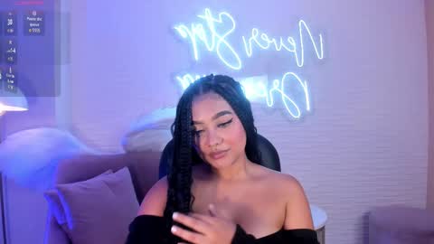 Gabriella Lee online show from February 23, 6:29 pm