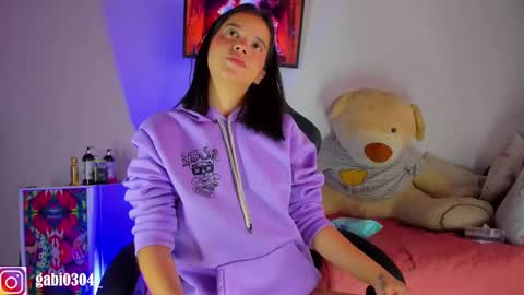 Sara   online show from December 23, 6:27 pm