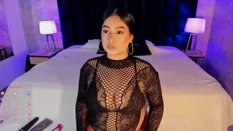 Snapshot of gaby_blaze chatting on February 28, 7:46 pm Gaby Blaze online show from February 28, 7:46 pm