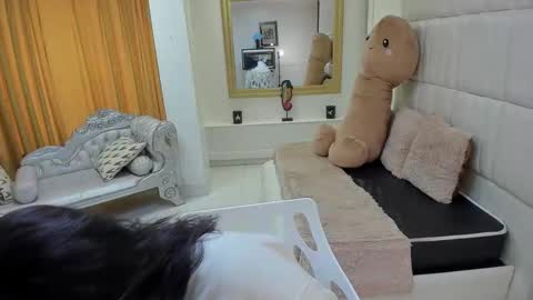 gabriela online show from May 12, 4:24 pm