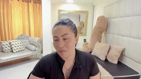 gabriela online show from December 18, 3:17 pm