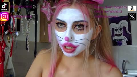 gabygumms online show from October 4, 2:32 pm