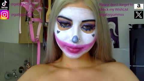 gabygumms online show from September 14, 1:20 pm
