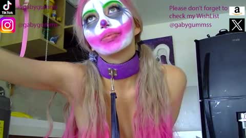 gabygumms online show from September 28, 2:55 pm