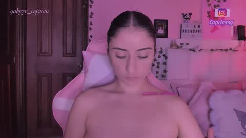 gabyye capprins online show from February 28, 3:39 am